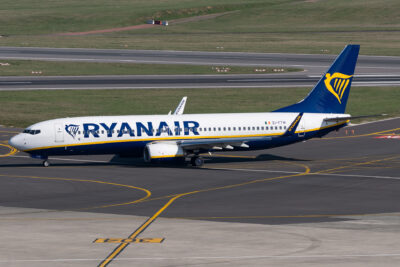 Ryanair 73H EI-FTW BRU 220319