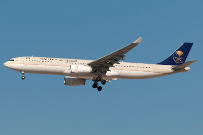 Saudia A333 HZ-AQK DXB 140214