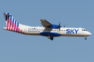 SkyExpress ATR72 SX-TEM ATH 090623
