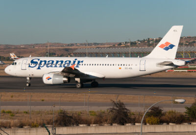 Spanair A320 EC-ICL MAD 101011