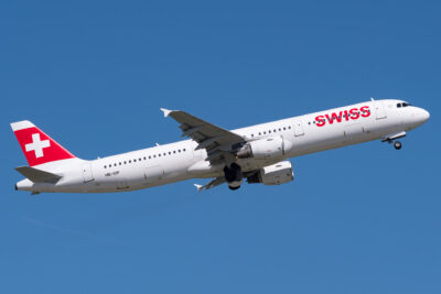 Swiss A321 HB-IOF ZRH 010921