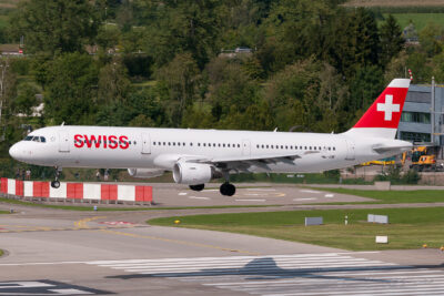 Swiss A321 HB-IOF ZRH 200817