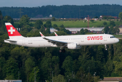 Swiss A32B HB-ION ZRH 200817