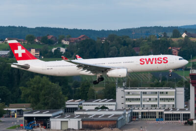 Swiss A332 HB-JHL ZRH 200817