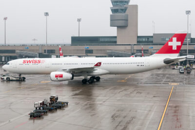 Swiss A333 HB-JHA ZRH 270112