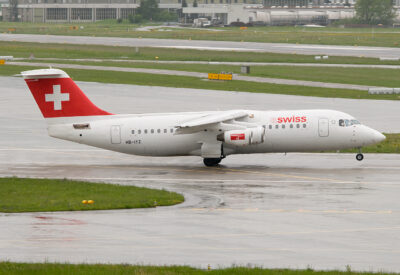 Swiss RJ100 HB-IYZ ZRH 130510