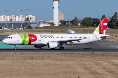 TAPAirPortugal A321 CS-TJG LIS 160618