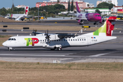 TAPPortugalExpress ATR72 CS-DJD LIS 160618