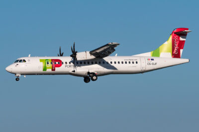 TAPPortugalExpress ATR72 CS-DJF LIS 160618