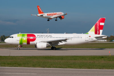 TAPPortugal A320 CS-TQD GVA 261014