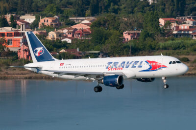 TravelService A320 TS-INQ CFU 310815