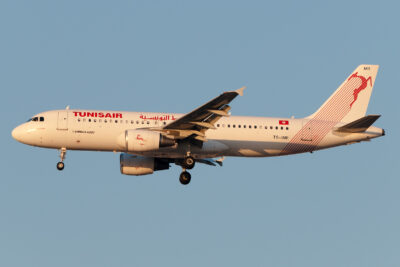 Tunisair A320 TS-IMR DXB 150214