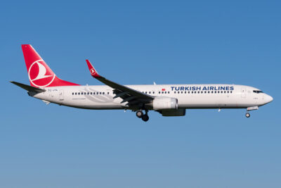 TurkishAirlines 739 TC-JYL AMS 310720