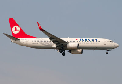 TurkishAirlines 73H TC-JFN IST 031012a