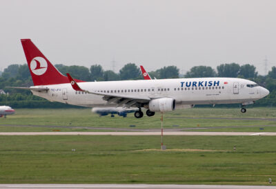 TurkishAirlines 73H TC-JFU DUS 140509