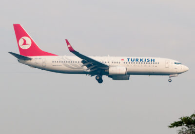 TurkishAirlines 73H TC-JGI IST 031012