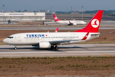 TurkishAirlines 73W TC-JKJ IST 031012