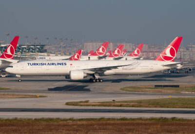 TurkishAirlines 77W TC-JJG IST 011012
