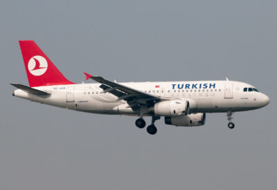 TurkishAirlines A319 TC-JLN IST 031012