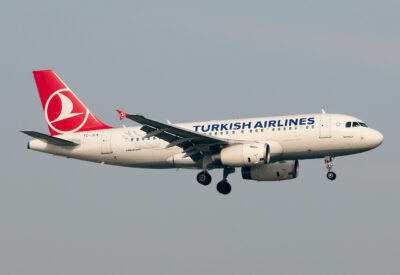 TurkishAirlines A319 TC-JLV IST 031012