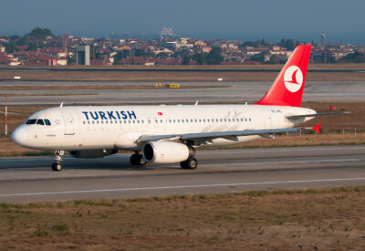 TurkishAirlines A320 TC-JPL IST 011012