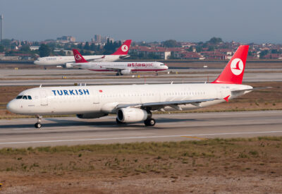 TurkishAirlines A321 TC-JRC IST 031012