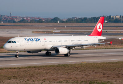 TurkishAirlines A321 TC-JRG IST 031012