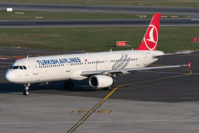 TurkishAirlines A321 TC-JRU BRU 220319