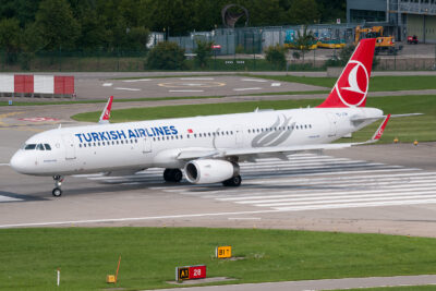 TurkishAirlines A32B TC-JTM ZRH 200817