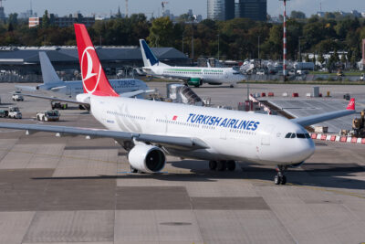 TurkishAirlines A332 TC-LOI DUS 290918a