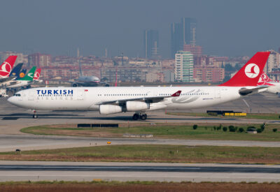 TurkishAirlines A343 TC-JIH IST 031012