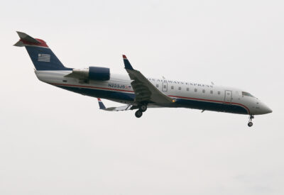 USAirwaysExpress CRJ200 N223JS DCA 021009
