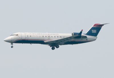 USAirwaysExpress CRJ200 N424AW LGA 260511