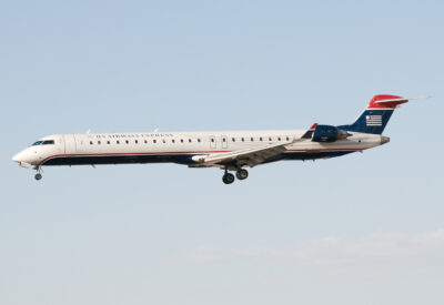 USAirwaysExpress CRJ900 N913FJ LAS 041009
