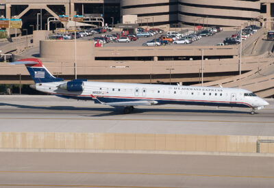 USAirwaysExpress CRJ900 N922FJ PHX 031010