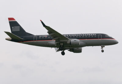 USAirwaysExpress E170 N817MD DCA 021009