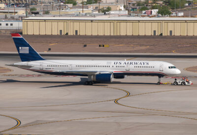 USAirways 752 N902AW PHX 041010