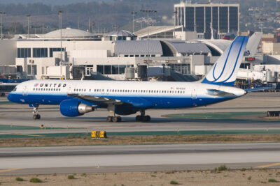 UnitedAirlines 752 N543UA LAX 071010
