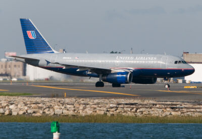 UnitedAirlines A319 N853UA BOS 290909