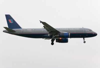 UnitedAirlines A320 N456UA DCA 021009