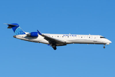 UnitedExpress CRJ550 N557GJ EWR 130822