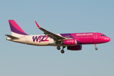 Wizzair A320 HA-LWU BCN 070713