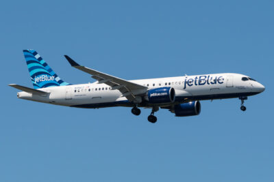 jetBlue A223 N3062J JFK 120822
