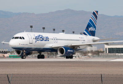 jetBlue A320 N537JT LAS 130311