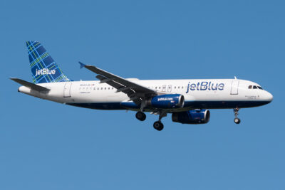 jetBlue A320 N559JB JFK 120822