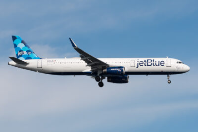 jetBlue A32B N955JB JFK 120822