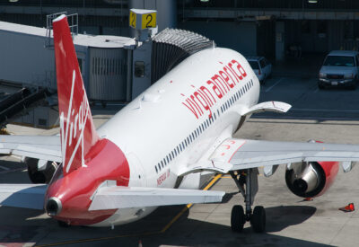 VirginAmerica A320 N624VA SFO 041009a