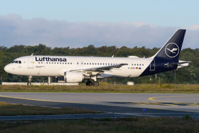 Lufthansa A320 D-AIZB FRA 230923