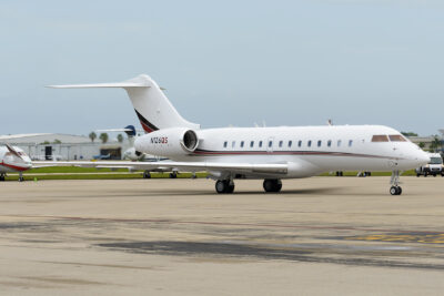 NetJets Global6500 N126QS APF 230324