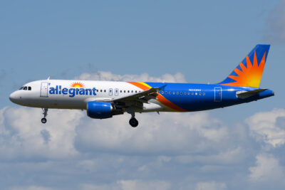 AllegiantAir A320 N243NV PGD 230324